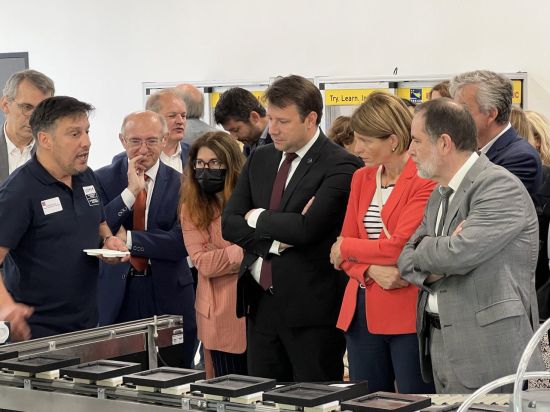 Visite de Christine LE NABOUR des nouveaux plateaux techniques de l'UIMM de Vitré